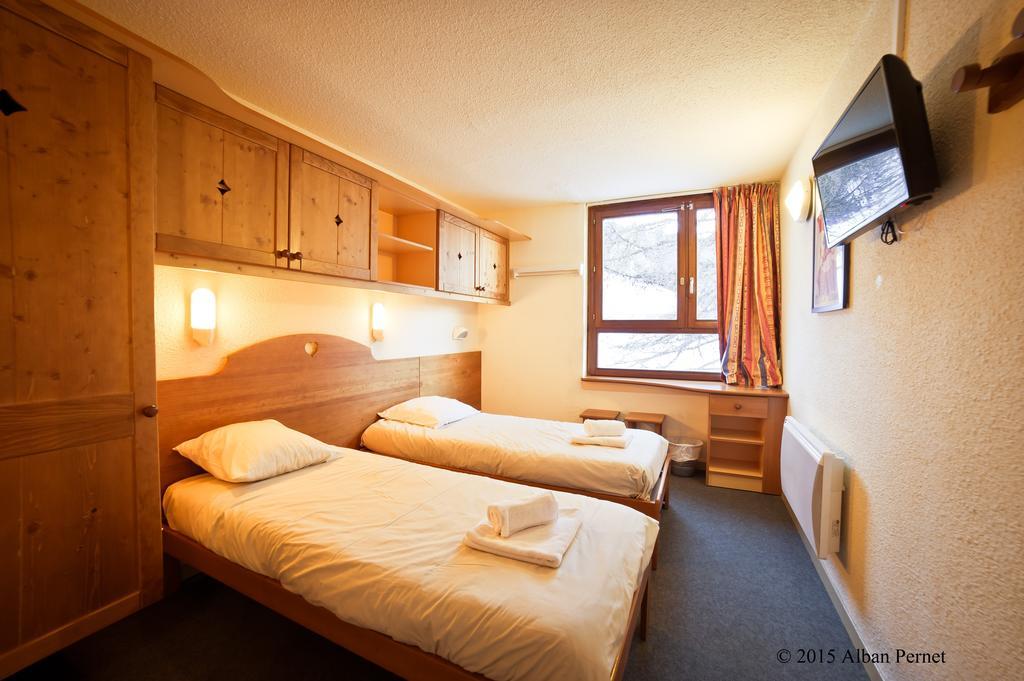 Hotel Les Balcons De Maurienne Montricher-le-Bochet Zimmer foto
